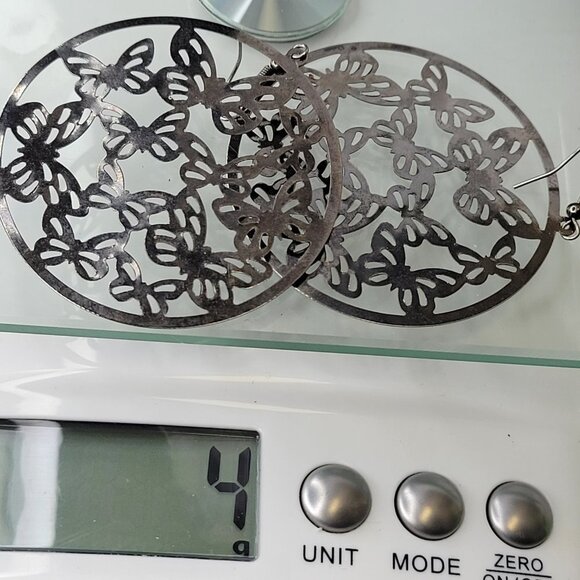 Butterfly Round Filigree Earrings - Picture 4 of 6